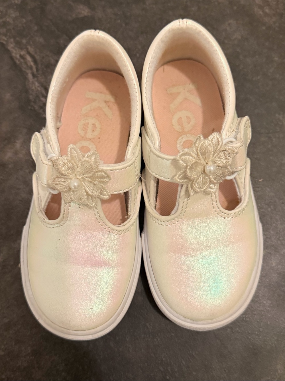 Keds Ivory Pearl Flower Strap Mary Jane Kids Shoes - Picture 2 of 7